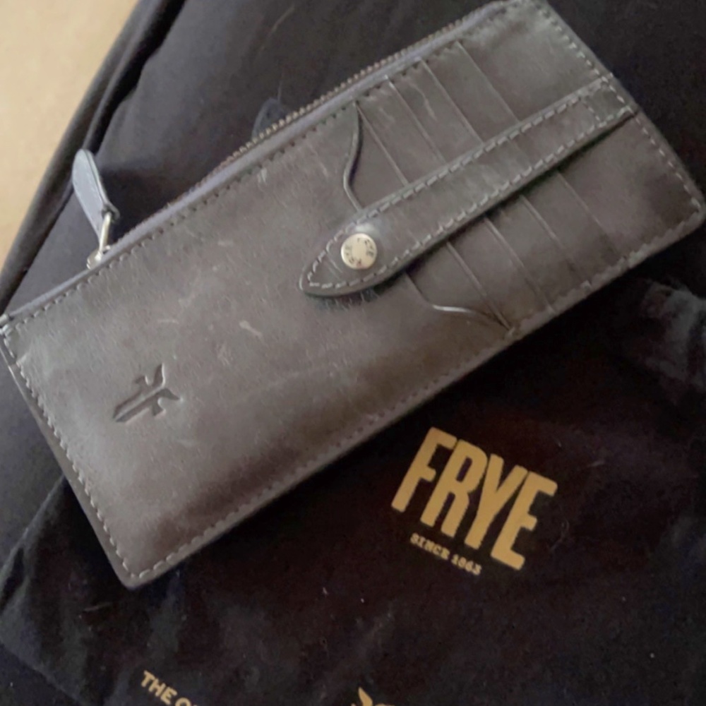 MELLISSA SNAPCAD WALLET - COLOR IS CARBON